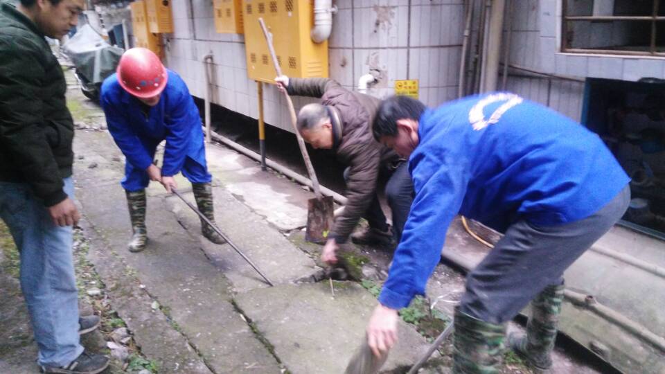 华宁清掏化粪池、管道疏通一站式服务<高效><技术><可靠>